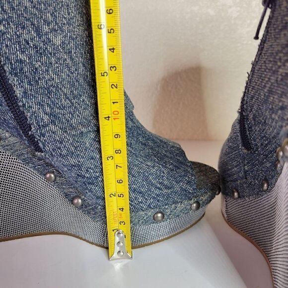 Vintage Calvin Klein Noreen Platform Wedges (Size 7.5) - Picture 8 of 13